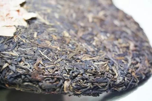 动漫接吻GIF国产顶级疯狂5p乱视频，甜蜜瞬间，永恒的爱之印记